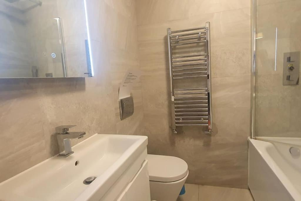 Brick Lane Living Quarters Apartment Лондон Екстериор снимка